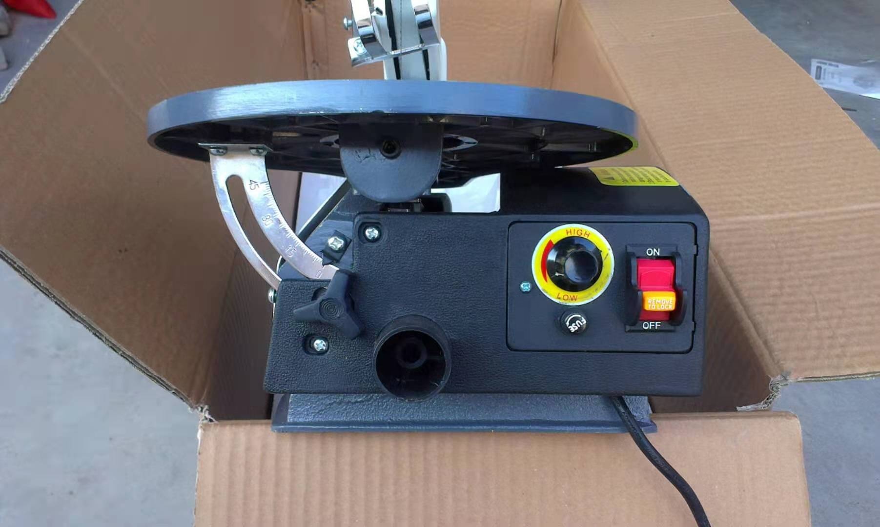 Wood Cutting Industrial Deskto - Electric Reel recension och pris